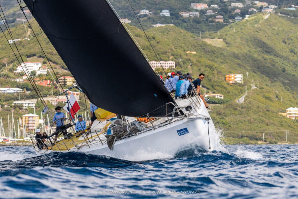 Volvo Ocean 70 - Cockatoo