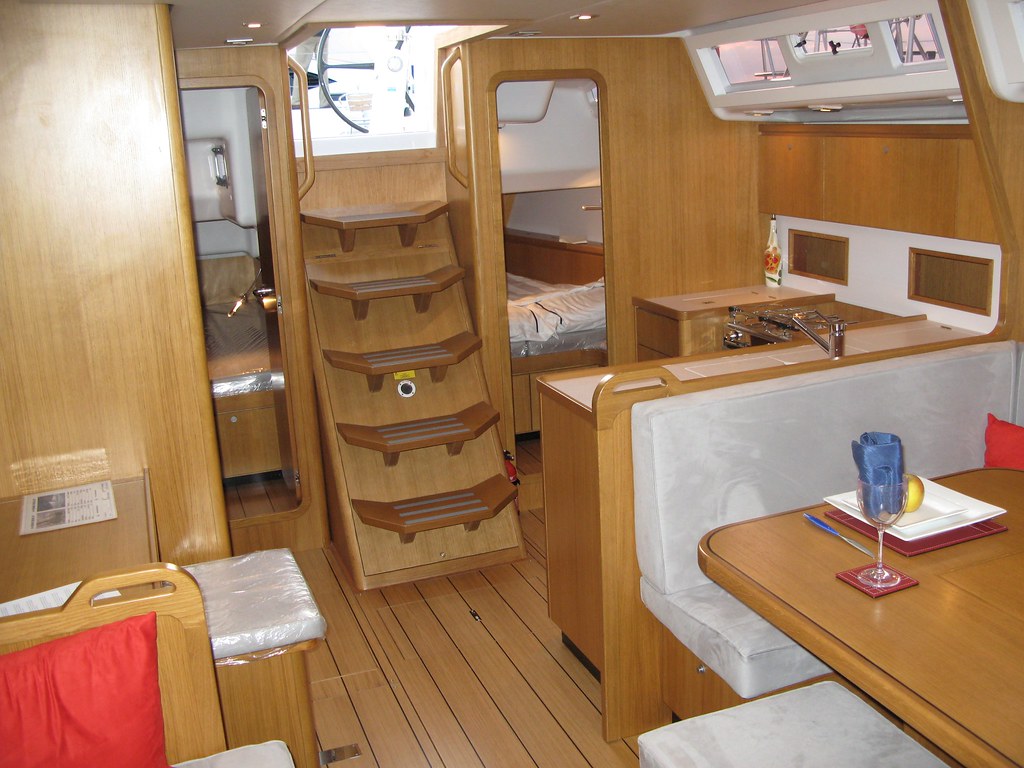 Grand Soleil 46 – Belladonna - interior 2