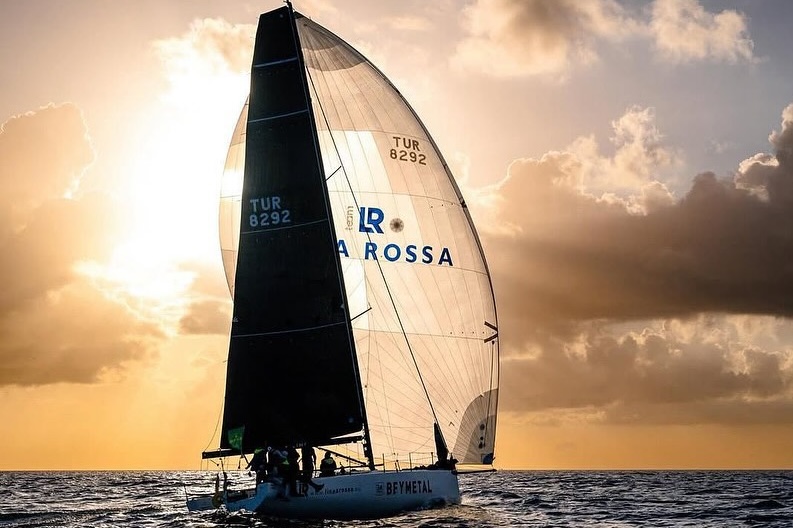 Mat 1180 - Tok - Sunset Sailing