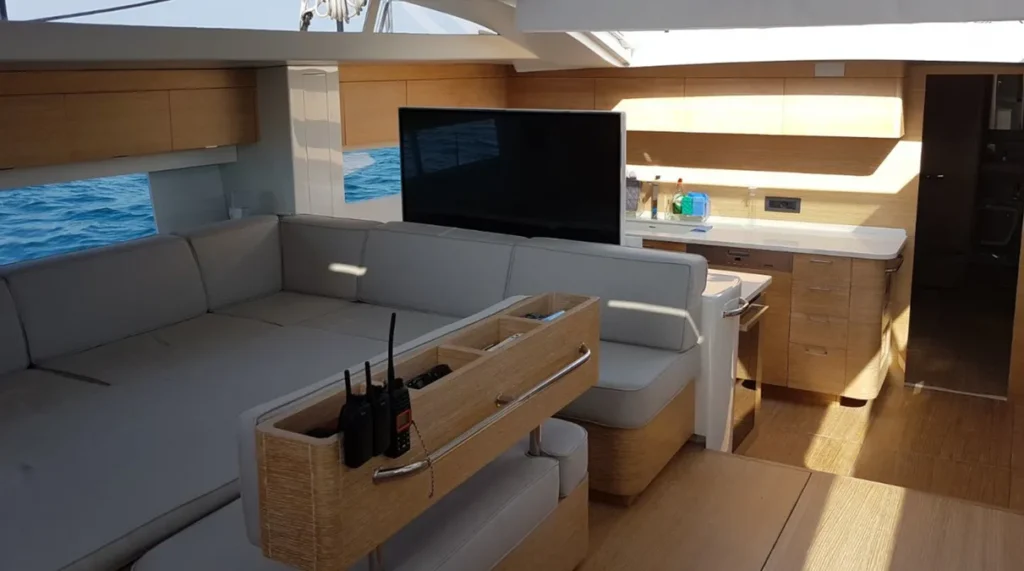 Vismara 80 – Luce Guida - lounge